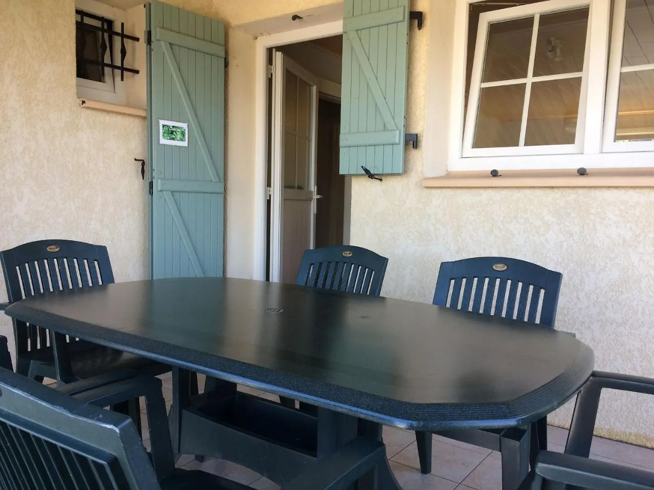 Holiday Home In The South Of France 莱旺
