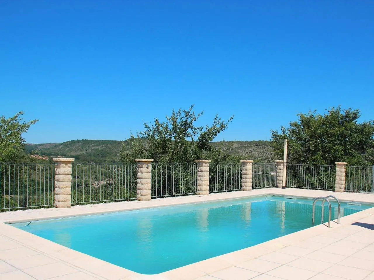 Holiday Home In The South Of France 莱旺